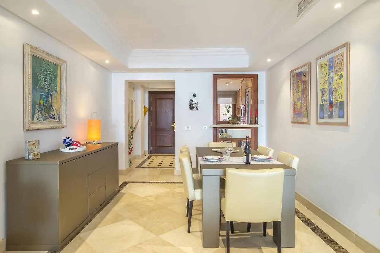 High Standard Beach Front Apartment Estepona Spain