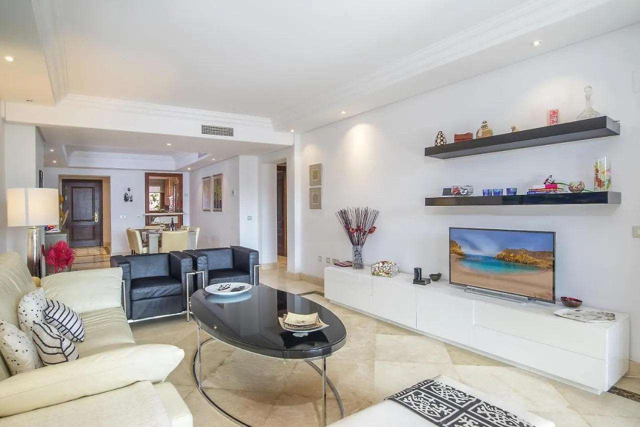 High Standard Beach Front Apartment Estepona