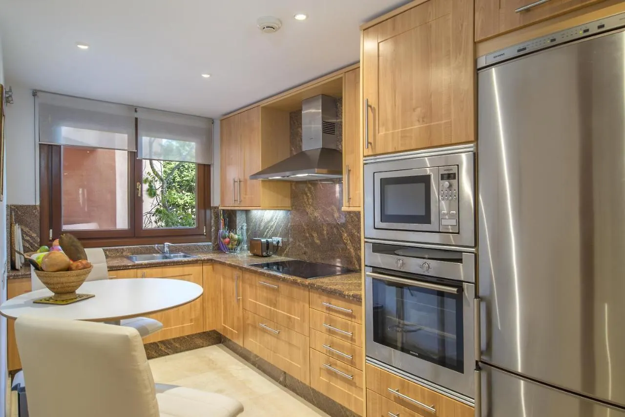 High Standard Beach Front Apartment Estepona